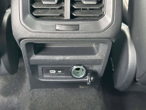 Used 2024 Volkswagen Tiguan Wolfsburg Edition image 15