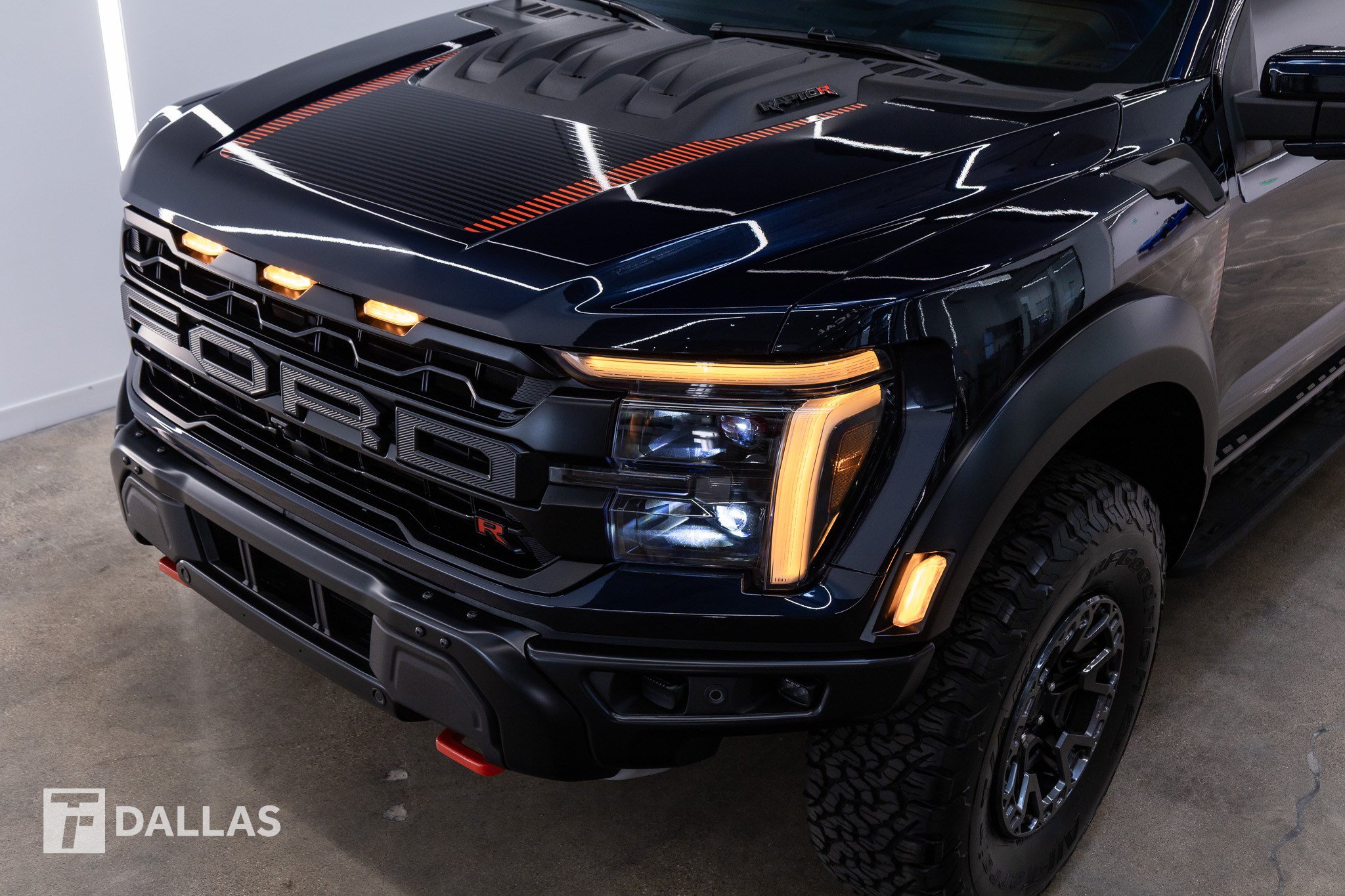 Used 2026 Ford F150 Raptor w/ Equipment Group 803A Raptor R AWD/4WD image 4