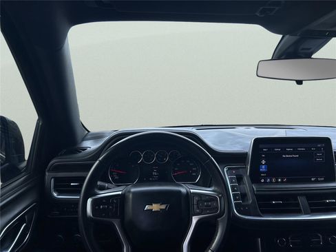Used 2021 Chevrolet Suburban LS image 20