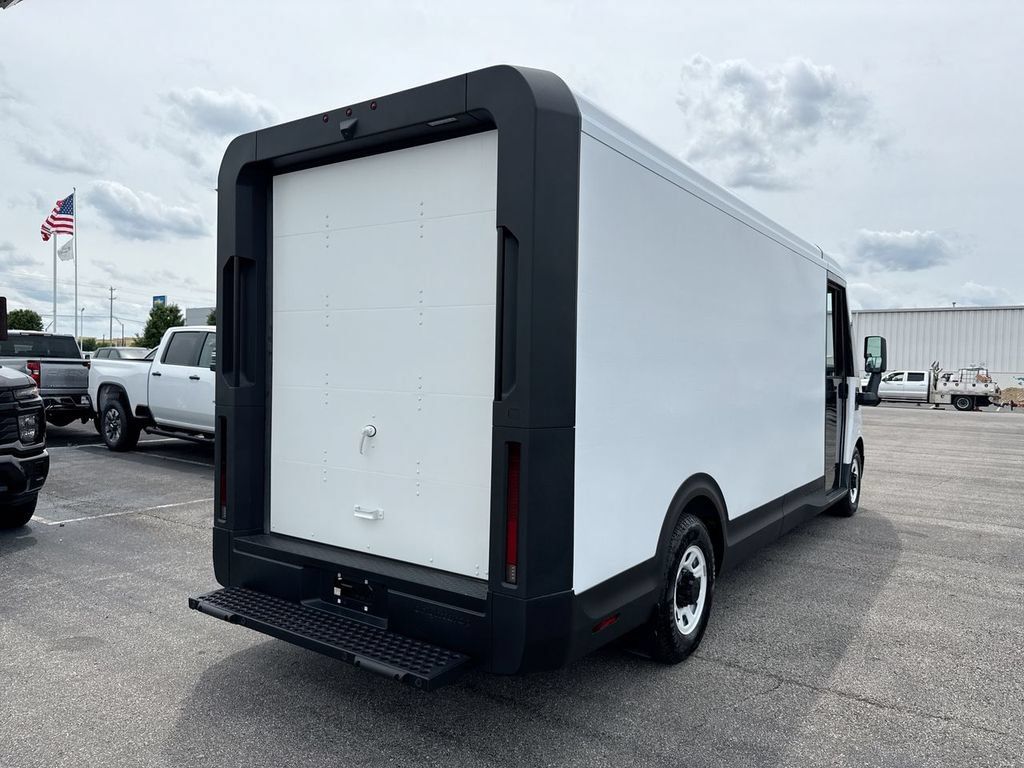 Used 2024 Chevrolet Brightdrop 600 w/ Battery Pack, Max Range AWD/4WD image 5