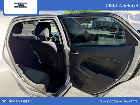 Used 2014 MAZDA MAZDA2 Sport image 10