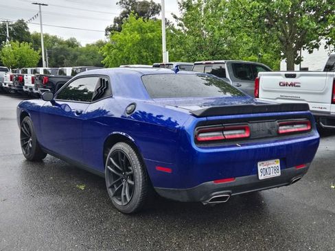 Used 2022 Dodge Challenger SXT w/ Blacktop Package RWD image 6