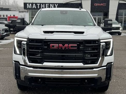 New 2026 GMC Sierra 2500 Pro AWD/4WD image 9