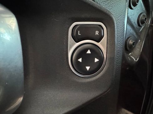 Used 2018 Jeep Wrangler Rubicon image 22