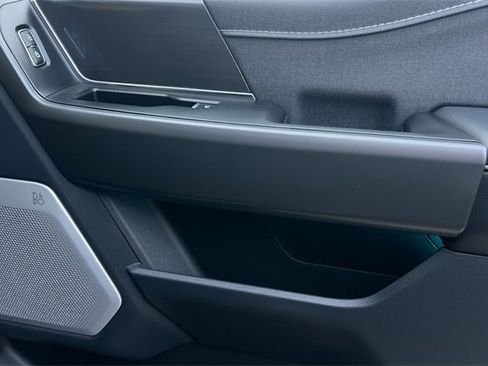 Used 2025 Ford F150 Lariat w/ Equipment Group 502A High image 19