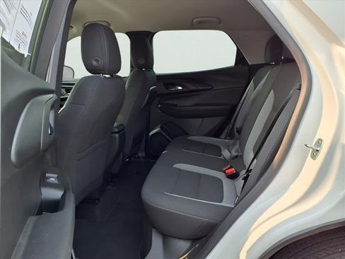 Used 2023 Chevrolet TrailBlazer LS image 23