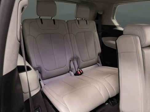 Used 2021 Jeep Grand Cherokee L Overland image 35