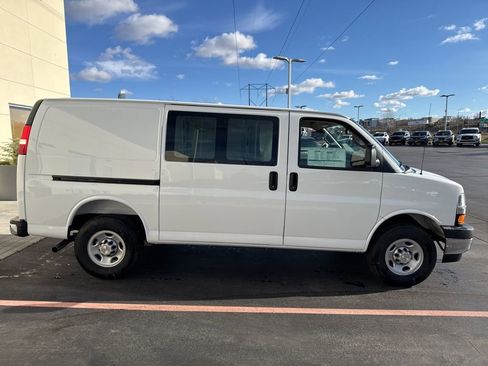 New 2025 Chevrolet Express 2500 w/ Driver Convenience Package image 21