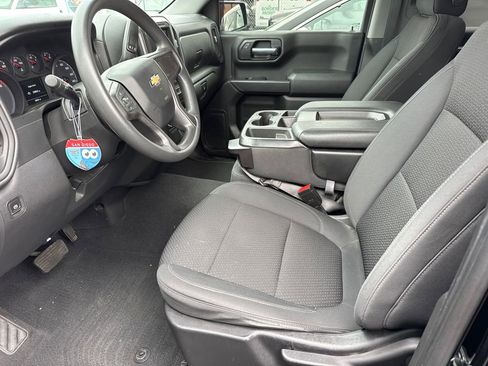 Used 2021 Chevrolet Silverado 1500 Custom RWD image 6