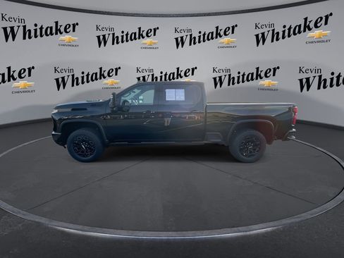 Used 2024 Chevrolet Silverado 2500 LTZ w/ LTZ Plus Package AWD/4WD image 5