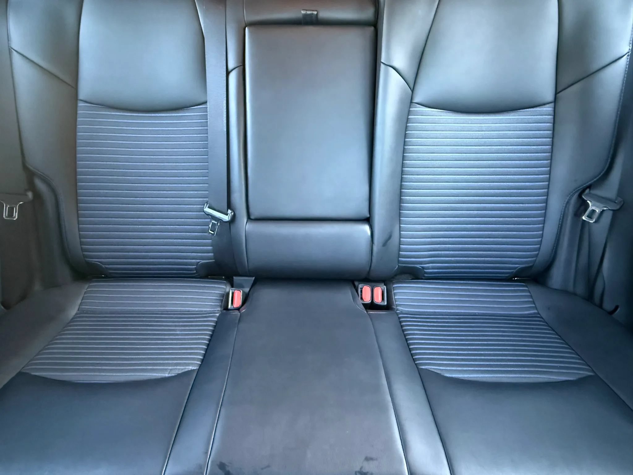 Used 2019 Toyota RAV4 XSE AWD/4WD image 37