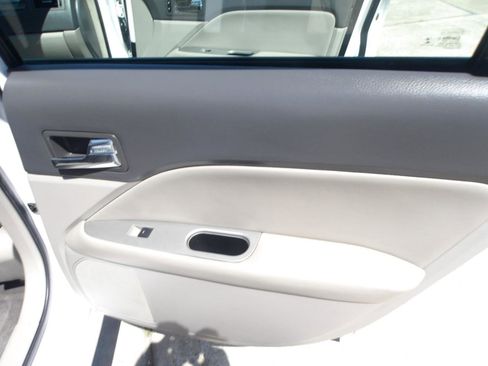 Used 2012 Ford Fusion SEL image 7