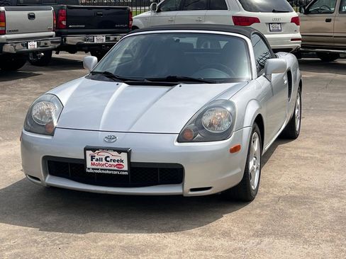 Used 2002 Toyota MR2 RWD image 56