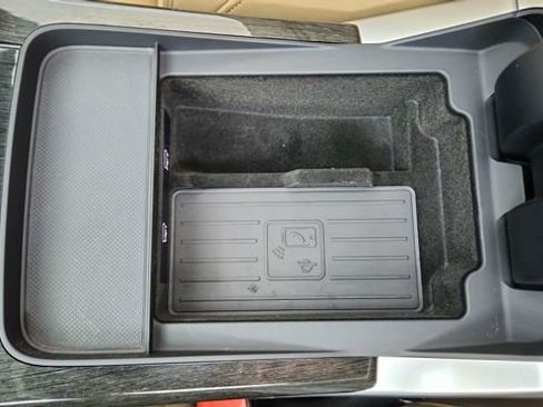 Used 2021 Audi Q8 Prestige w/ Prestige Package image 52