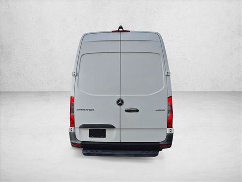 Used 2022 Mercedes-Benz Sprinter 2500 image 7