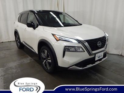 Used 2022 Nissan Rogue Platinum w/ Head-Up Display Package