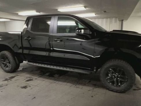 New 2026 Chevrolet Silverado 1500 LT Trail Boss w/ LT Trail Boss Premium Package AWD/4WD image 2
