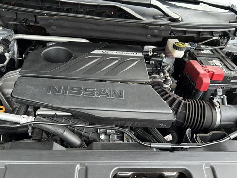 Used 2023 Nissan Rogue SV w/ SV Premium B Package image 31