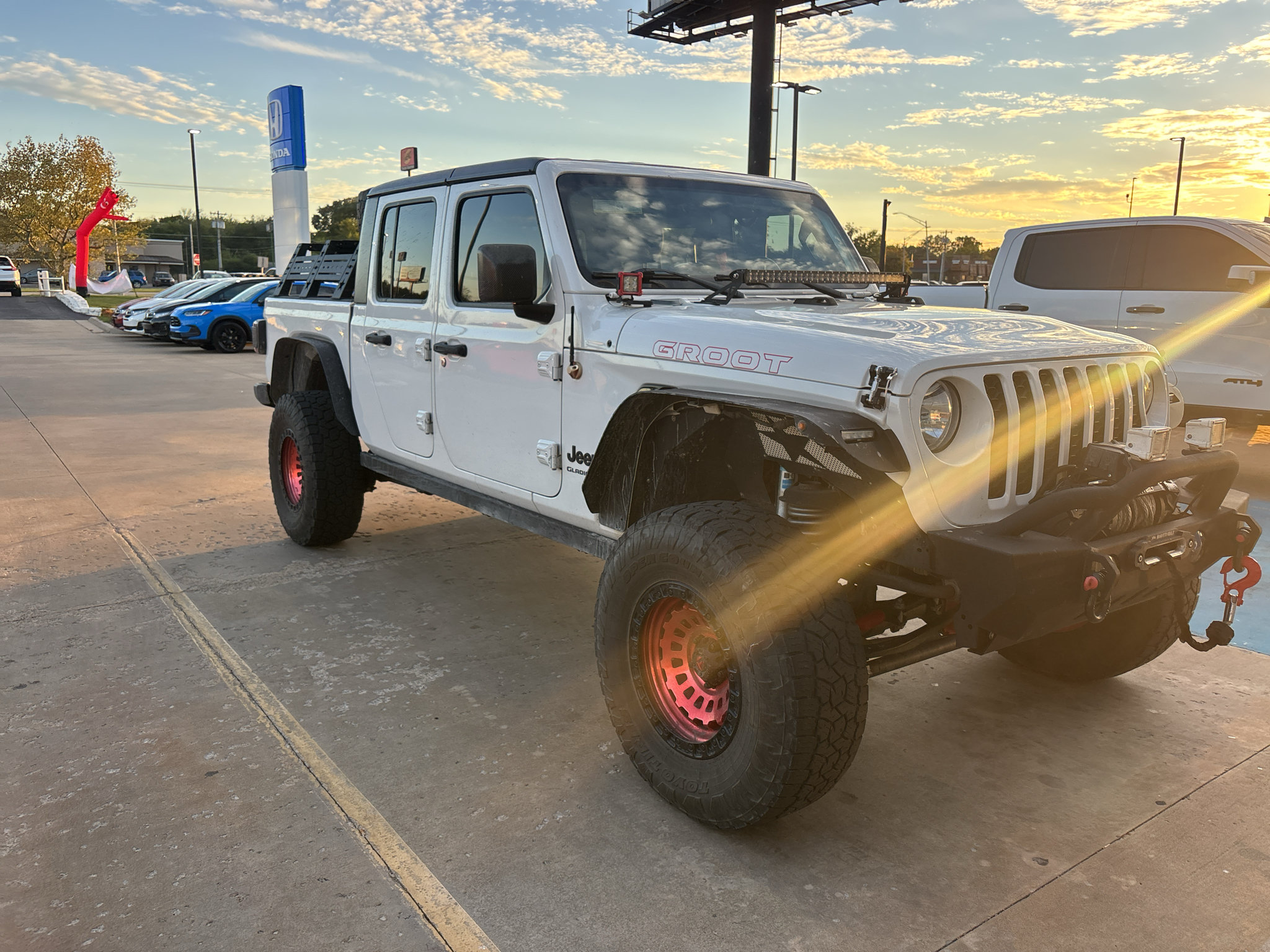 Used 2020 Jeep Gladiator Sport w/ Quick Order Package 24S AWD/4WD image 2