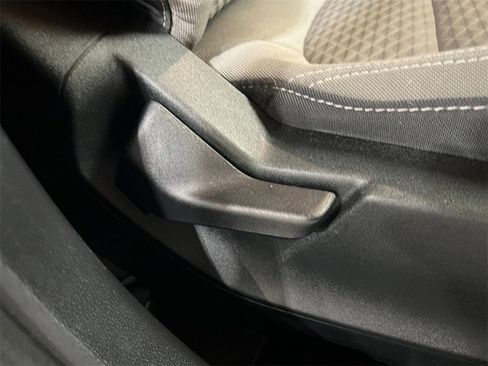 Used 2022 Ford Escape SE w/ Convenience Package image 16