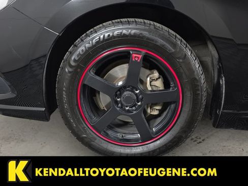 Used 2019 Subaru Legacy 2.5i Premium AWD/4WD image 9
