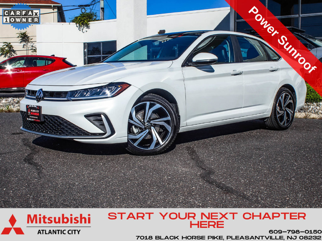 Used 2025 Volkswagen Jetta SEL FWD image 1