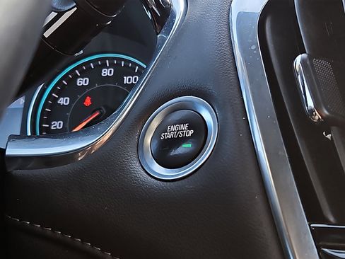 Certified 2022 Chevrolet Traverse LT w/ Midnight/Sport Edition image 22