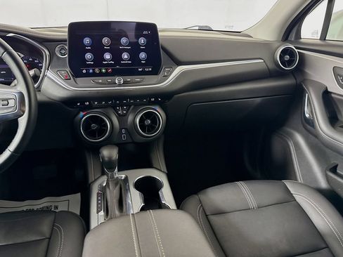 Used 2023 Chevrolet Blazer LT FWD image 28