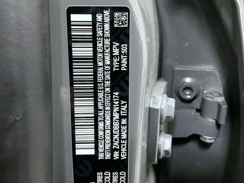 Used 2021 Jeep Renegade Latitude AWD/4WD image 25
