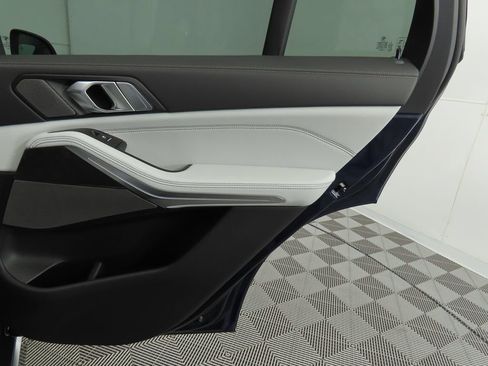 Used 2026 BMW X5 xDrive40i image 28