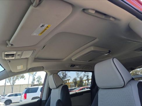 Used 2026 Honda Odyssey Elite image 8