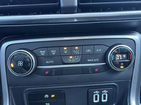 Used 2020 Ford EcoSport SE image 19