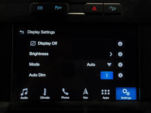 Used 2018 Ford F250 Lariat w/ FX4 Off-Road Package image 29