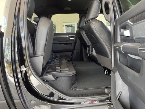 New 2022 RAM 2500 Big Horn w/ Level C Equiment Group image 25