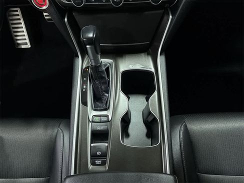 Used 2022 Honda Accord Sport image 30
