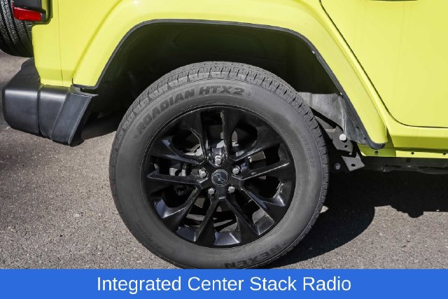 Used 2024 Jeep Wrangler Unlimited Sahara AWD/4WD image 7
