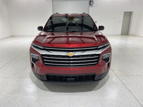 New 2026 Chevrolet Traverse LT w/ Driver Confidence Package image 8