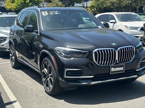 Used 2023 BMW X5 xDrive40i w/ Premium Package AWD/4WD image 2