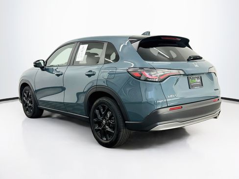 Used 2025 Honda HR-V Sport image 5
