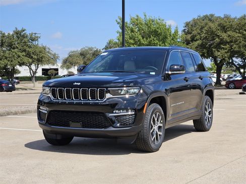 New 2025 Jeep Grand Cherokee Limited image 2