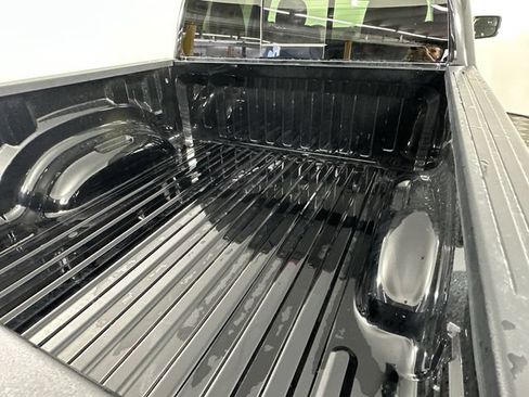 New 2026 RAM 1500 4x4 Crew Cab image 8