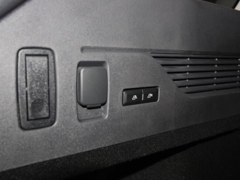 New 2026 Lincoln Nautilus Premier w/ Jet Appearance Package image 43