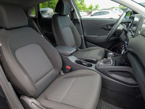 Used 2023 Hyundai Kona SEL AWD/4WD image 37