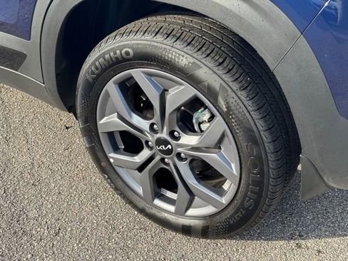 Certified 2024 Kia Seltos S image 10