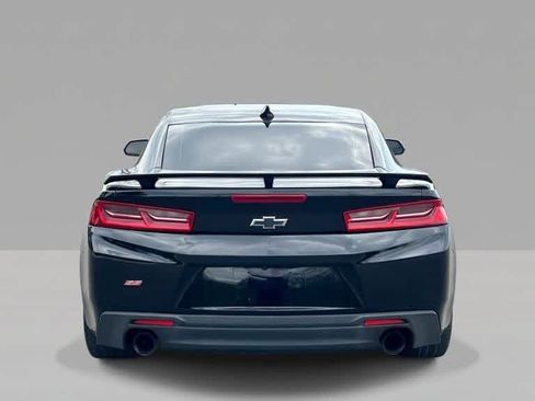 Used 2018 Chevrolet Camaro SS RWD image 7