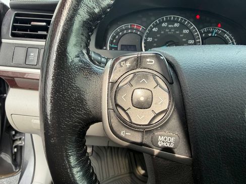 Used 2012 Toyota Camry XLE FWD image 24