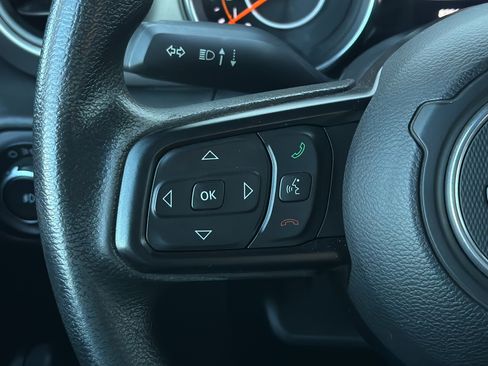 Used 2020 Jeep Wrangler Unlimited Sport AWD/4WD image 11