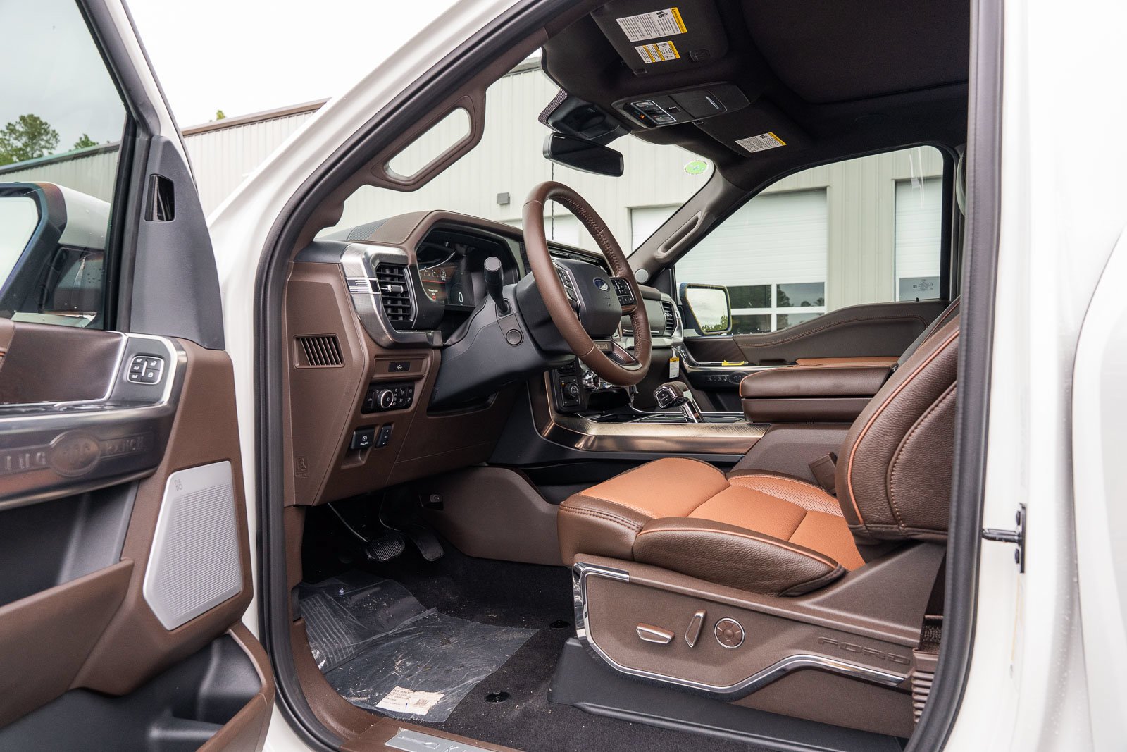 New 2026 Ford F150 King Ranch w/ Equipment Group 601A High AWD/4WD image 15