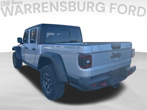 Used 2024 Jeep Gladiator Rubicon w/ Technology Group image 4