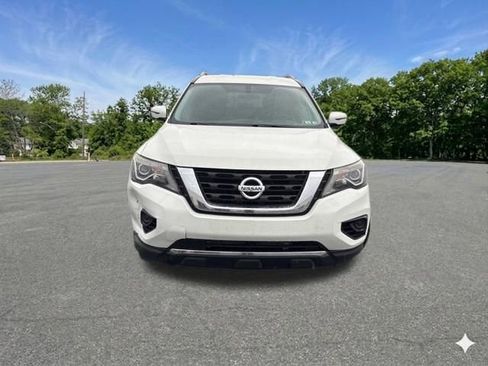 Used 2017 Nissan Pathfinder S AWD/4WD image 3